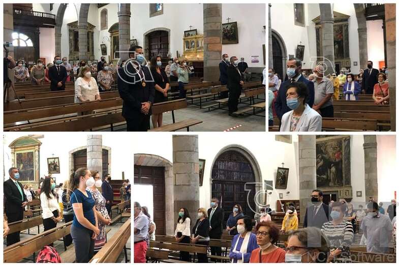 El alcalde de Telde, Héctor Suárez, y varios miembros de la Corporación local asistieron la misa oficiada por José María Cabrera (Foto TA)